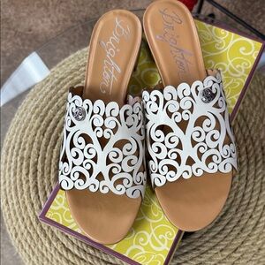 Brighton Women's Cream and White Cut-Out Sandals Size 10 NWT